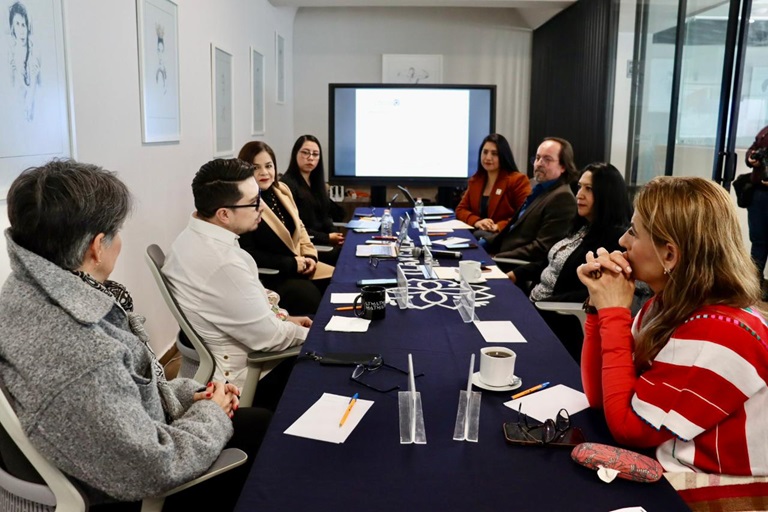 Participa Hidalgo en Comité Regional de Cultura Centro