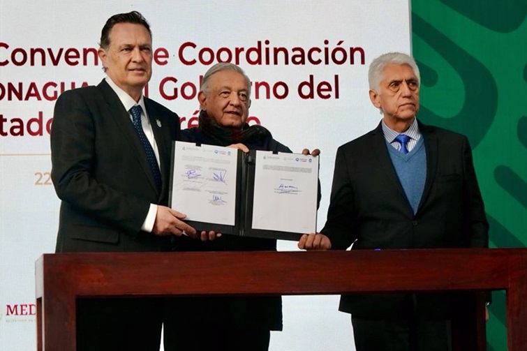 Firman los gobiernos de México y de Querétaro convenio para incrementar el abasto de agua potable