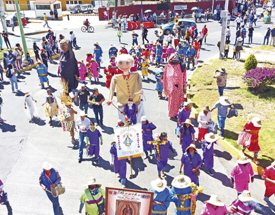 Emiten licitación para desfile de carnavales