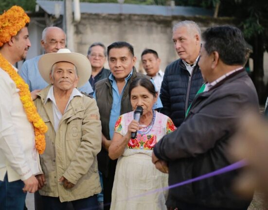 Impulsan autoridades municipales desarrollo en colonias de Huejutla