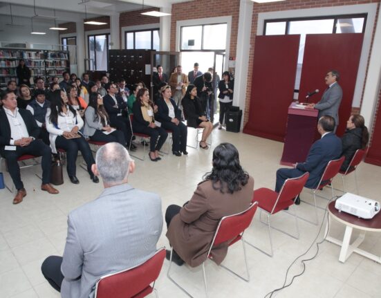 Inaugura rector UAEH Quinto Seminario sobre desafíos en educación media superior