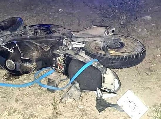 Muere mujer en choque de motocicletas en Zimapán