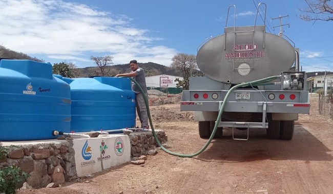 Conagua mantiene acciones emergentes y de apoyo para reforzar servicios de agua en nueve entidades