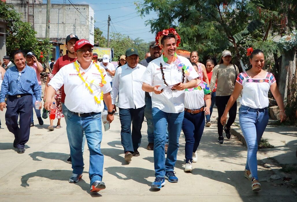 Colonias de Huejutla respaldan a Daniel Andrade