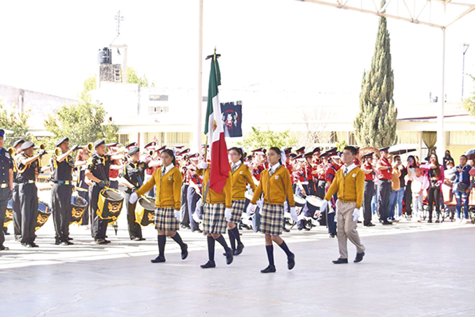 Pasarela incluyente con tenangos