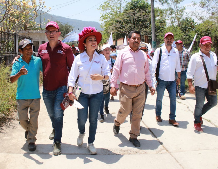 Simey Olvera promete bienestar para las familias huastecas