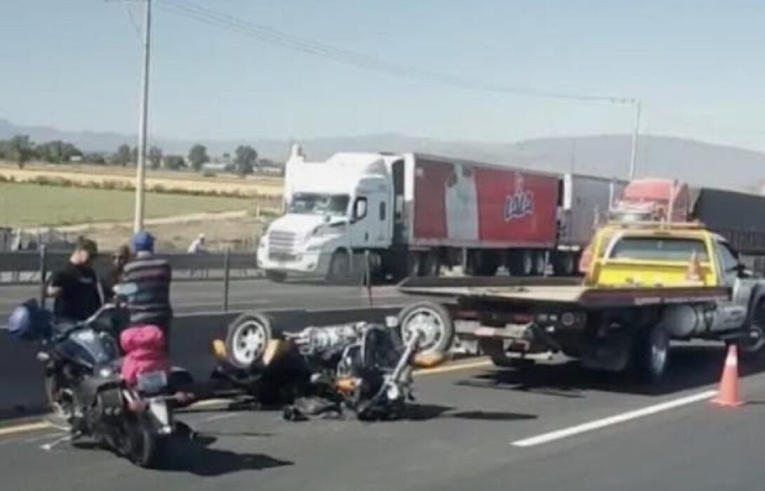 Motociclista derrapa y muere en el Arco Norte