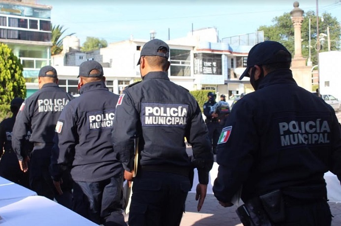 Pachuca entre asaltos, basura y baches