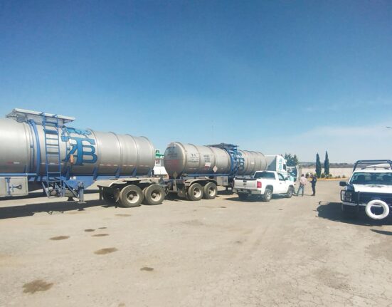 Incautan más de 50 mil litros de hidrocarburo en Zempoala, Hidalgo