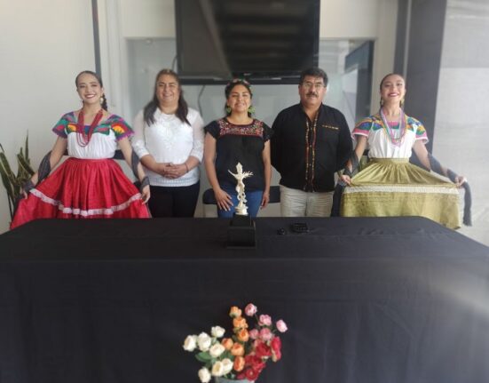 Hidalgo presente en el Concurso Nacional de Huapango en Querétaro