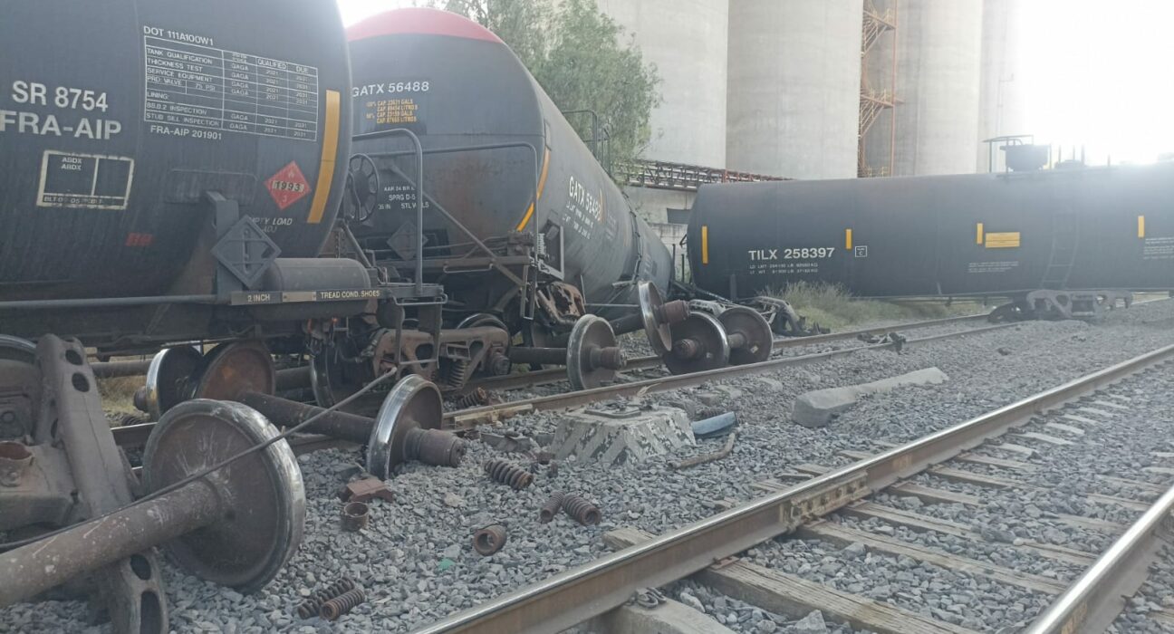 Descarrila tren en Atotonilco de Tula