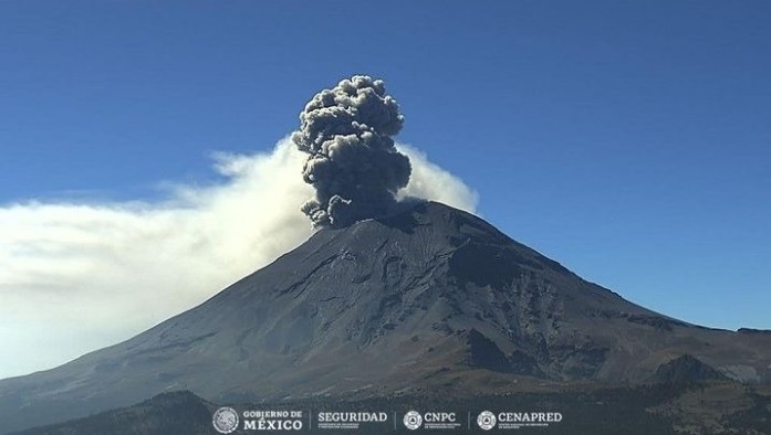 Actividad del volcán Popocatépetl, corte de las 11:00 am