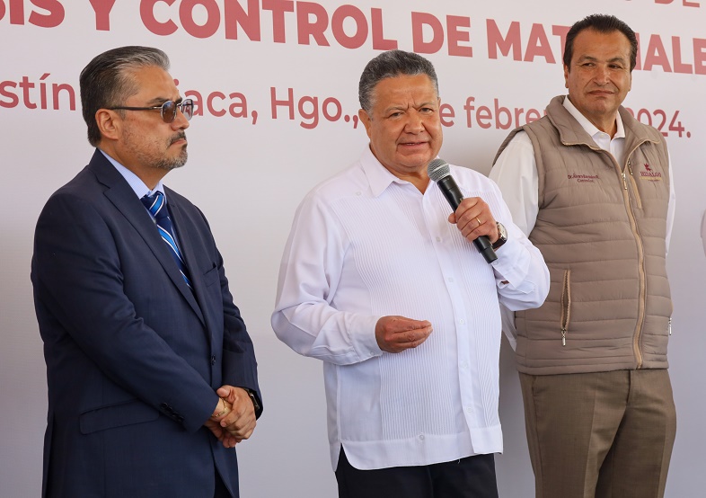 Gobernador de Hidalgo supervisa construcción del Laboratorio de Análisis y Control de Materiales