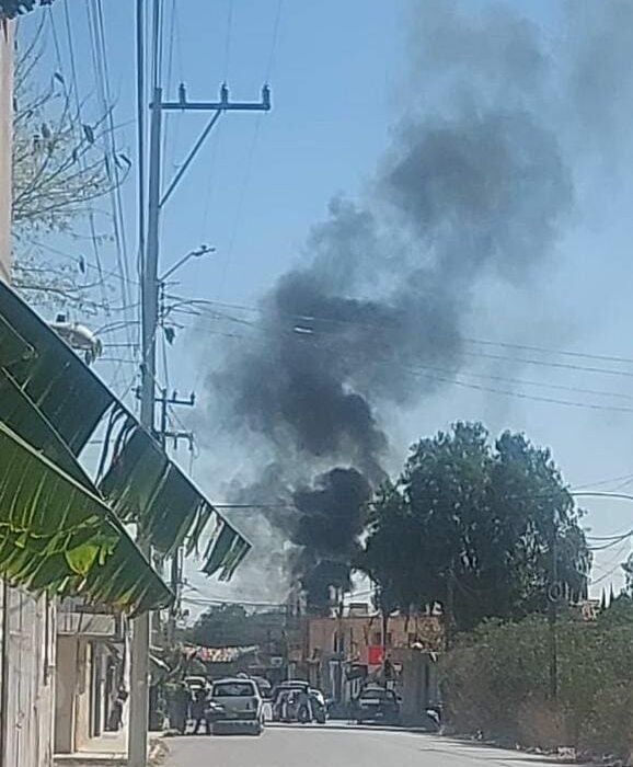 Incendió moviliza a Bomberos de Mixquiahuala