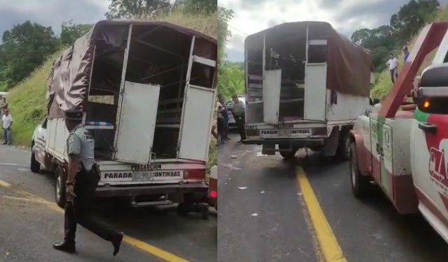 Vuelca camioneta en Huejutla: 15 lesionados