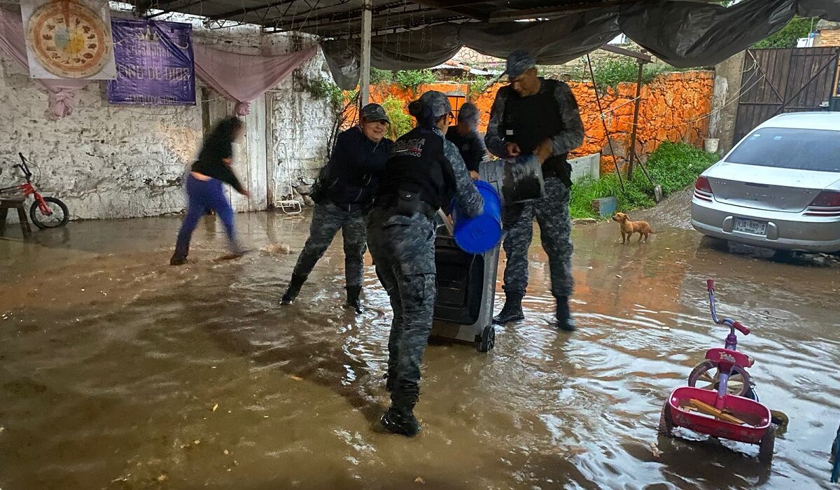 LLuvias afectan algunas viviendas en Almoloya