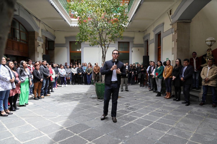 Presidente de Pachuca, Jorge Reyes se reúne con trabajadores del Ayuntamiento